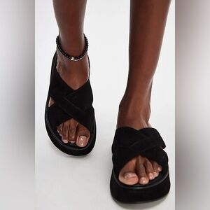 Free People NWOT Black Suede asbury flatform platform Sandals